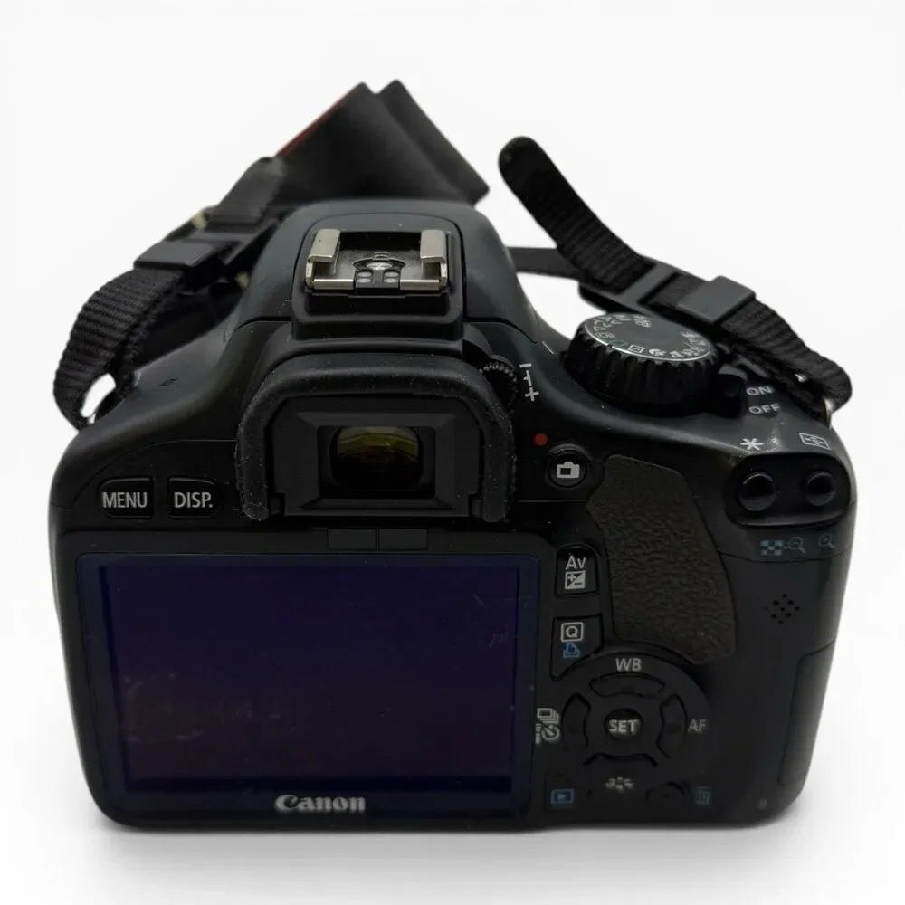 Canon EOS Rebel T2i Digital SLR Camera with EFS 18-55mm Lens, Memory Card